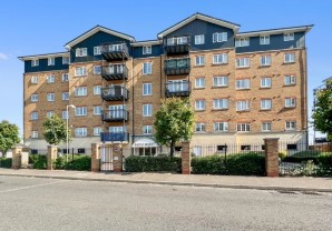 Property for Auction in London - Flat 2 Baltic Wharf, Clifton Marine Parade, Gravesend, Kent, DA11 0DD