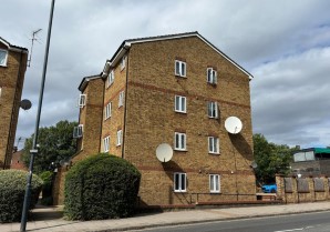 Property for Auction in London - Flat 2 Birbeck House, Harrow Road, Kensal Rise, London, NW10 5NA