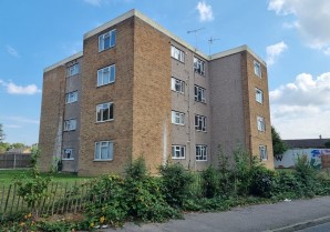 Property for Auction in London - 16 Woodleys, Harefield, Harlow, Essex, CM20 3EE