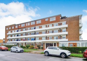 Property for Auction in London - Flat 27 Northumberland Court, Northumberland Avenue, Margate, Kent, CT9 3BS