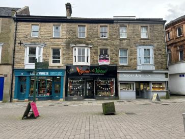 Property for Auction in North West - 68 & 68A Spring Gardens, Buxton, Derbyshire SK17 6BZ