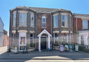 Property for Auction in London - 24-26 High Street, Stalham, Norwich, Norfolk, NR12 9AN