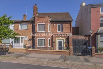 Property for Auction in North West - 56 Bold Street, Fleetwood, Lancashire FY7 6HL