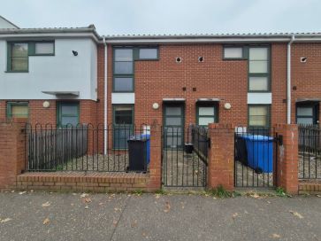 Property for Auction in East Anglia - 6 Park House Court, Catton Grove Road, Norwich, Norfolk NR3 3QL