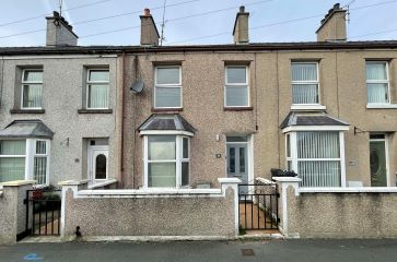 Property for Auction in Wales - 13 Longford Terrace, Holyhead, Isle of Anglesey LL65 1TY