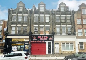 Property for Auction in London - First Floor Flat, 30 North End Crescent, Kensington, London, W14 8TD