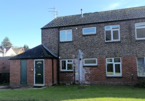 Property for Auction in London - Flat 2 Retreat Gardens, Crowmarsh Gifford, Wallingford, Oxfordshire, OX10 8HE