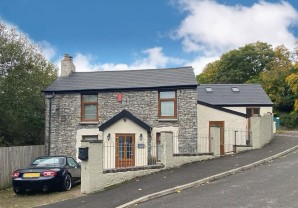 Property for Auction in London - Crossways Cottage, Old Caerphilly Road, Nantgarw, Cardiff, South Glamorgan, CF15 7TA