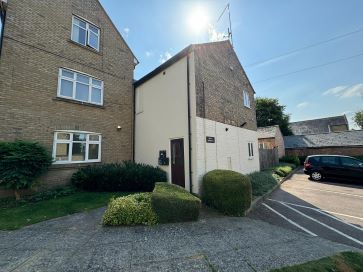 Property for Auction in East Anglia - Flat 1, 3 The Mews, Ramsey, Huntingdon, Cambridgeshire PE26 1BP