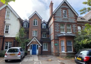 Property for Auction in London - Flat 10 Foley Hall, 58-60 London Road, Reading, Berkshire, RG1 5AS