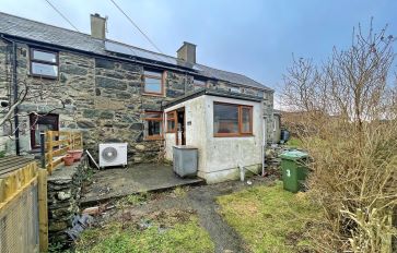 Property for Auction in Wales - 1 Tyn Ardd, Rhiwlas, Bangor LL57 4ES
