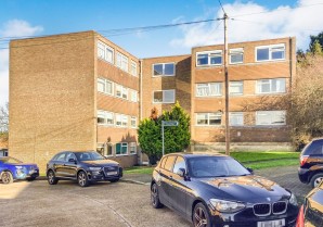 Property for Auction in London - Flat 8 Tern Court, Tern Way, Brentwood, Essex, CM14 5NZ