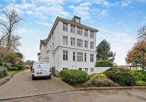 Property for Auction in London - Flat 25 The Whitehouse, 69 Berrywood Drive, Northampton, Northamptonshire, NN5 6GQ