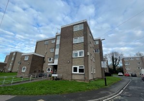 Property for Auction in London - 9 Leatham House, Wetherby, West Yorkshire, LS22 6PE