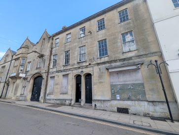 Property for Auction in South West - 3 Weymouth Street, Warminster, Wiltshire BA12 9NP