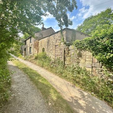Property for Auction in Manchester - Garage at Brook Lane, Dobcross, Oldham, OL3 5BQ