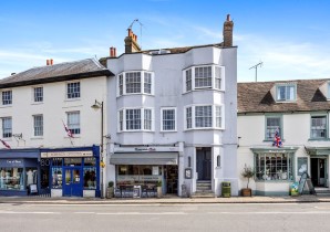 Property for Auction in Sussex & Hampshire - 76A High Street, Steyning, West Sussex, BN44 3RD