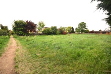 Property for Auction in Northamptonshire - The Land at Barn Corner, Collingtree, Northampton, Northamptonshire NN4 0NF
