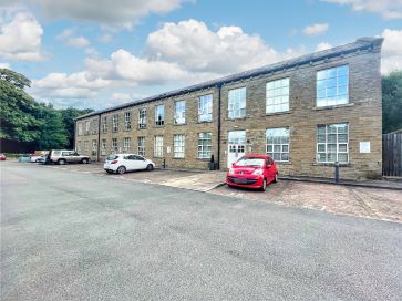 Property for Auction in Manchester - 23 The Park, Kirkburton, Huddersfield, West Yorkshire, HD8 0NP