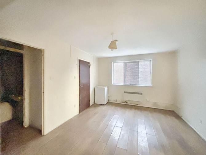 Lot Image