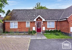 Property for Auction in London - 31 Heather Close, Layer-de-la-Haye, Colchester, Essex, CO2 0EQ