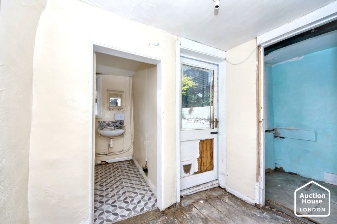 Lot Image