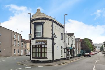 Property for Auction in Coventry & Warwickshire - The Foresters, 6 Raglan Street, Hillfields, Coventry, West Midlands CV1 5QF