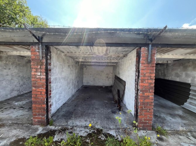 Lot Image