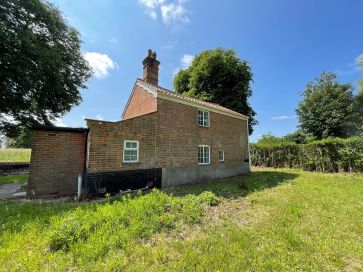 Property for Auction in East Anglia - Bridge Cottage, Loddon Road, Broome, Bungay, Norfolk NR35 2RJ