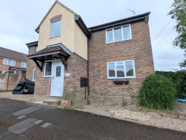 Property for Auction in South West - 52 Chatsworth Road, Swindon, Wiltshire SN25 4TT