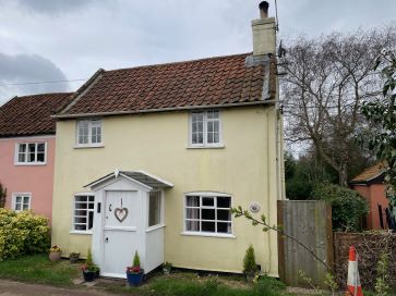 Property for Auction in East Anglia - Halfpenny Cottage, 1 Hyde Park Corner, Sudbourne, Woodbridge, Suffolk IP12 2AZ