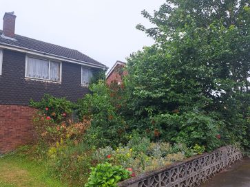 Property for Auction in North West - 9 Selborne Close, Walsall, West Midlands WS1 2LW