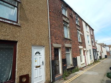 Property for Auction in East Anglia - 4 Stanley Terrace, Middle Market Road, Great Yarmouth, Norfolk NR30 2EG