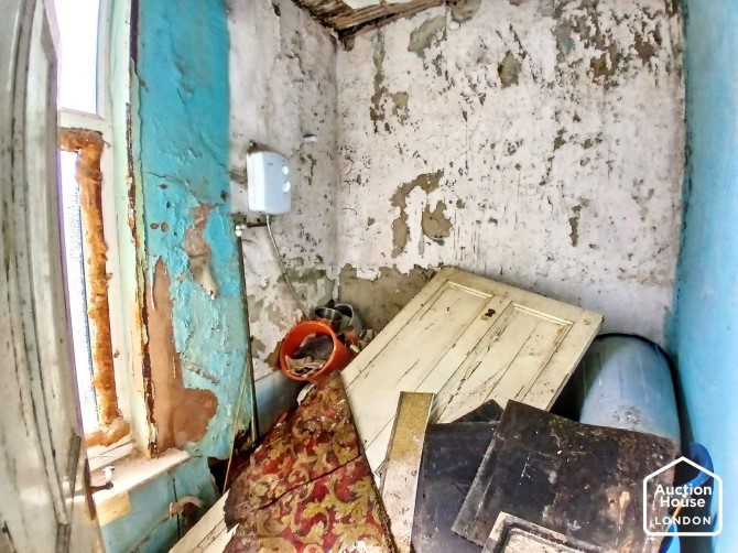 Lot Image
