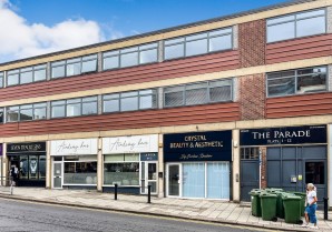 Property for Auction in London - Flat 10 The Parade, Potter Street, Worksop, Nottinghamshire, S80 2AG