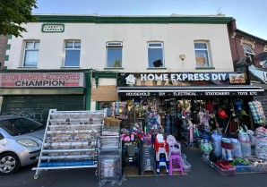 Property for Auction in London - 122B Portland Road, South Norwood, London, SE25 4PL