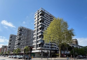 Property for Auction in London - 352 The Water Gardens, Paddington, London, W2 2DG