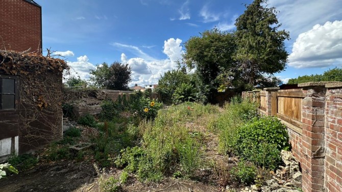 Lot Image