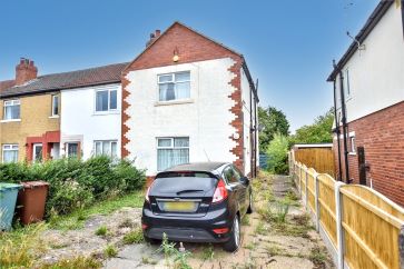 Property for Auction in West Yorkshire - 37 Willans Avenue, Rothwell, Leeds, West Yorkshire LS26 0NF