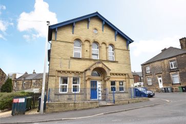 Property for Auction in West Yorkshire - Flat 1A The Old School House, Ackroyd Street , Morley, Leeds, West Yorkshire LS27 8QY