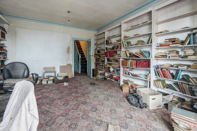 Lot Image