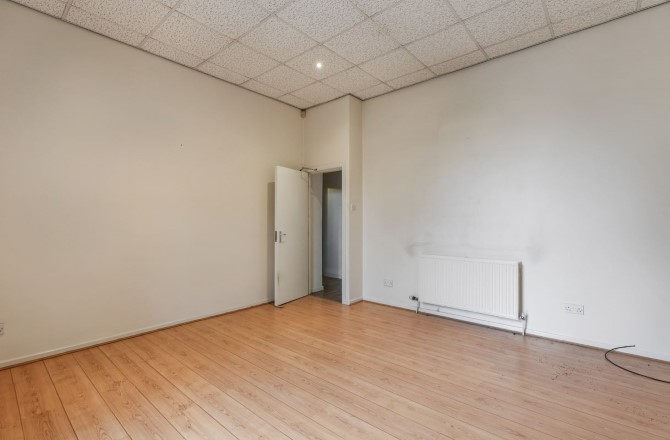 Lot Image