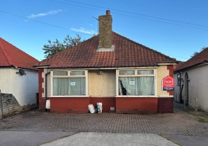 Property for Auction in London - 56 Thomas Road, Clacton-on-Sea, Essex, CO15 3JB