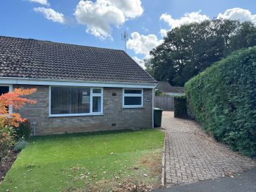 Property for Auction in East Anglia - 2 Lodge End, Heacham, King&apos;s Lynn, Norfolk PE31 7BZ