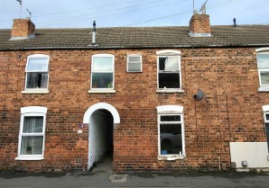Property for Auction in London - 23 St. Faiths Street, Lincoln, Lincolnshire, LN1 1QJ