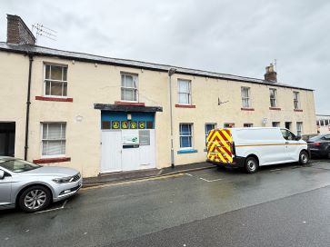 Property for Auction in Cumbria - 2 The Dairy, South Street, Cockermouth, Cumbria CA13 9RT