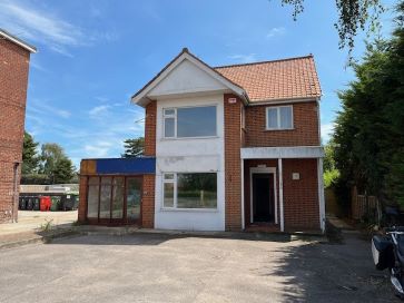 Property for Auction in East Anglia - 56 Frinton Road, Holland-On-Sea, Clacton-On-Sea, Essex CO15 5UW