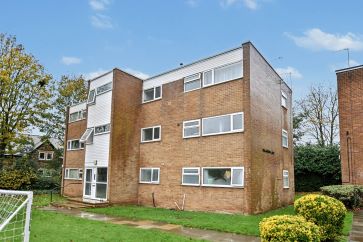 Property for Auction in West Yorkshire - 12 Park View Court, Leeds, West Yorkshire LS8 1BS