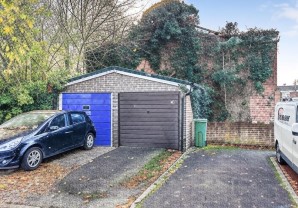 Property for Auction in London - Garage at 29 Byron Close, Basingstoke, Hampshire, RG24 9BN