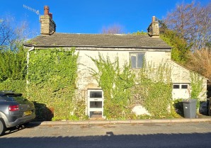 Property for Auction in London - 7 Ashbourne Lane, Chapel-en-le-Frith, High Peak, Derbyshire, SK23 0PA